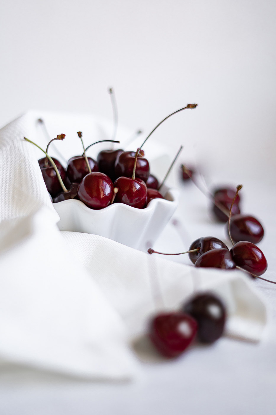 Detailní produktová fotografie kompontentů v&nbsp;minimalistickém prostředí
